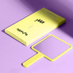 Kozmetické ručné zrkadlo