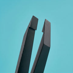 Eyebrow tweezer