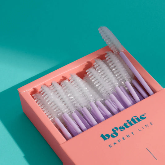 Disposable eyelash brush