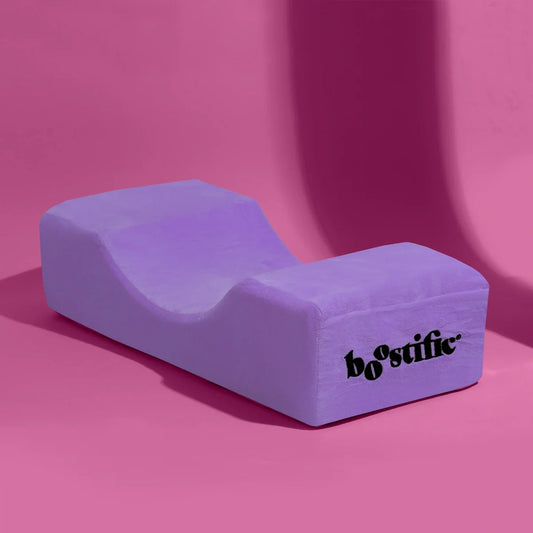 Ergonomic neck pillow