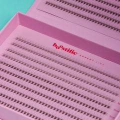 Laser-Wrapped Promade lashes - medium wide fans 5D 0.06